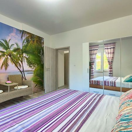Apartment Amfiteatar Moris 普拉 外观 照片